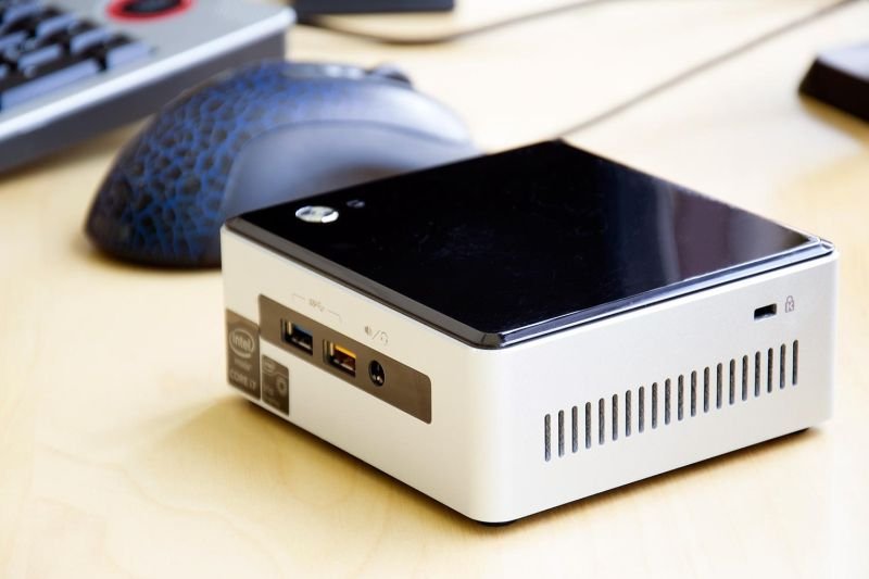 intel-nuc-i7-hero2-1500x1000