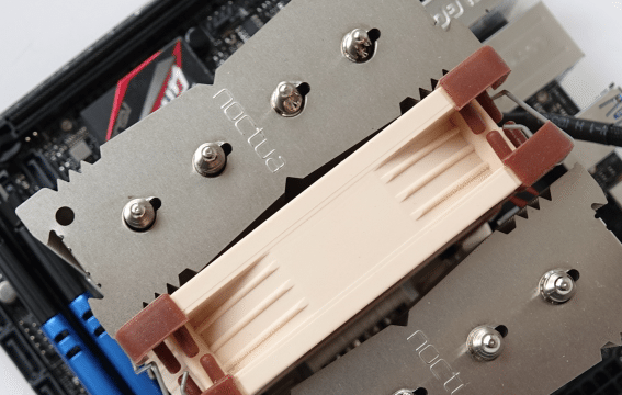 noctua d9