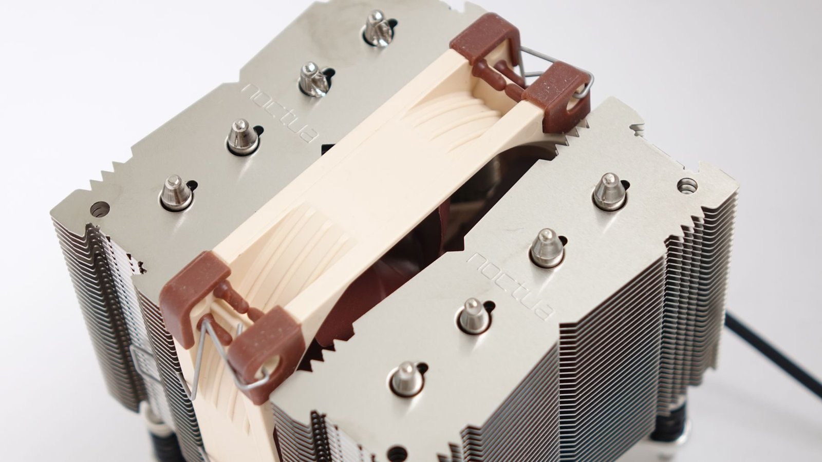 Noctua NH-D9DX i4 3U mini