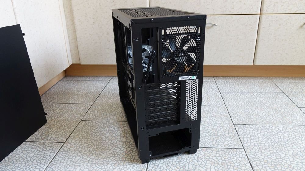 Corsair Carbide 270R
