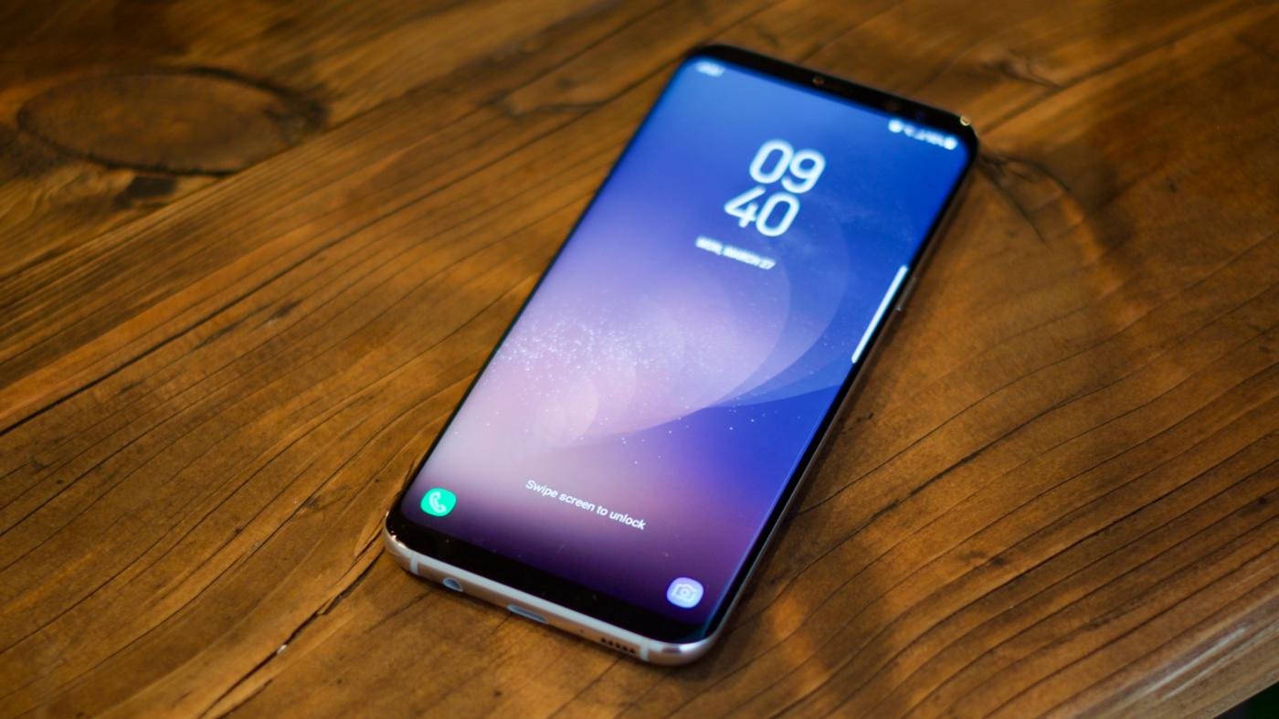 Samsung-Galaxy-S8-Plus-1