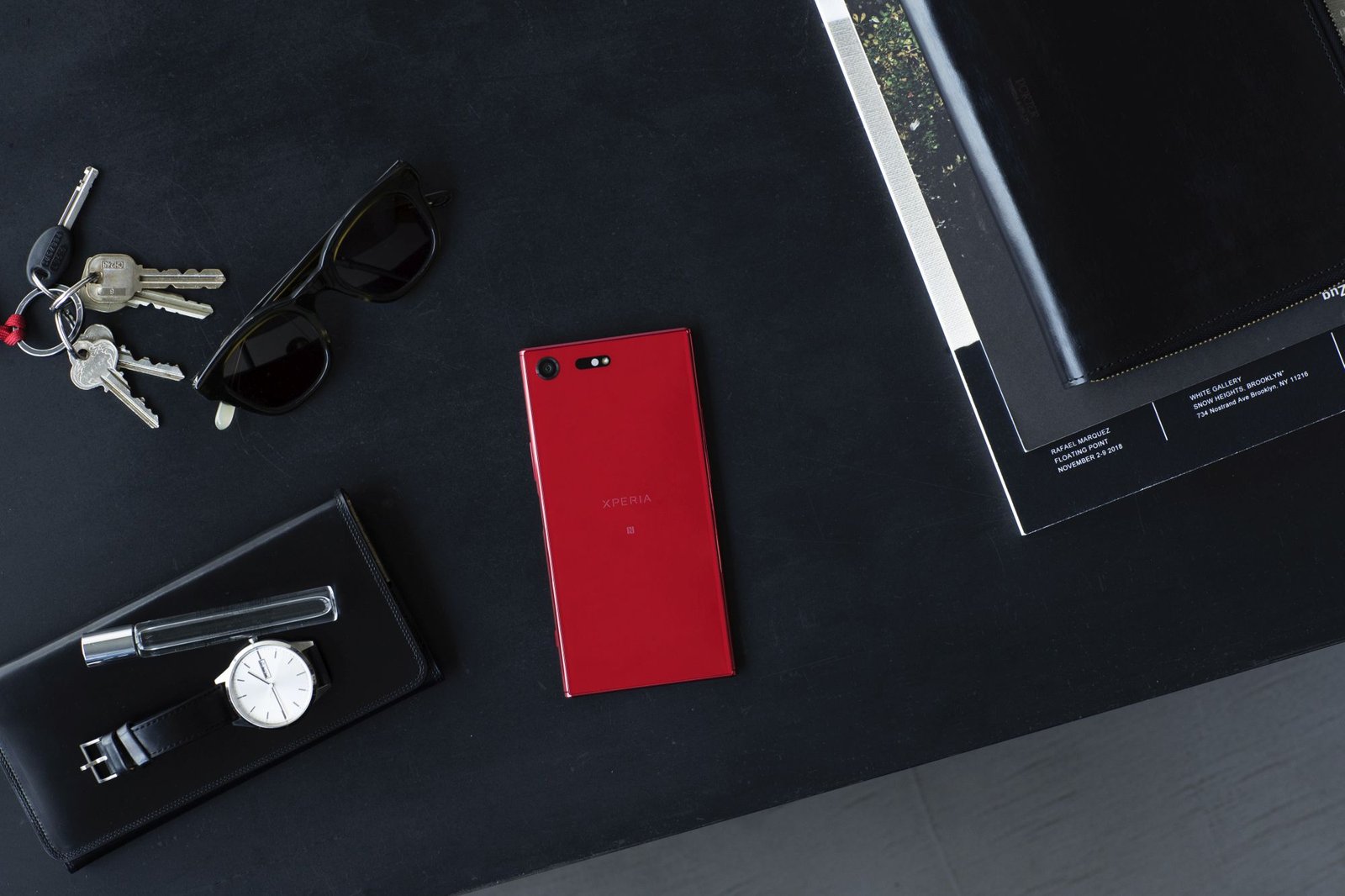 XZ Premium Rosso_Layflat