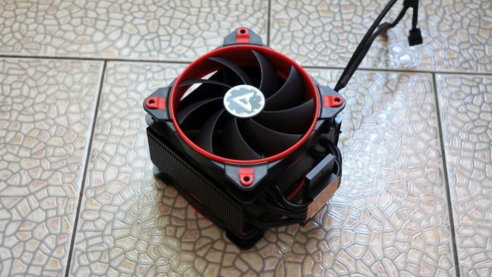 Arctic Freezer 33 eSports Edition
