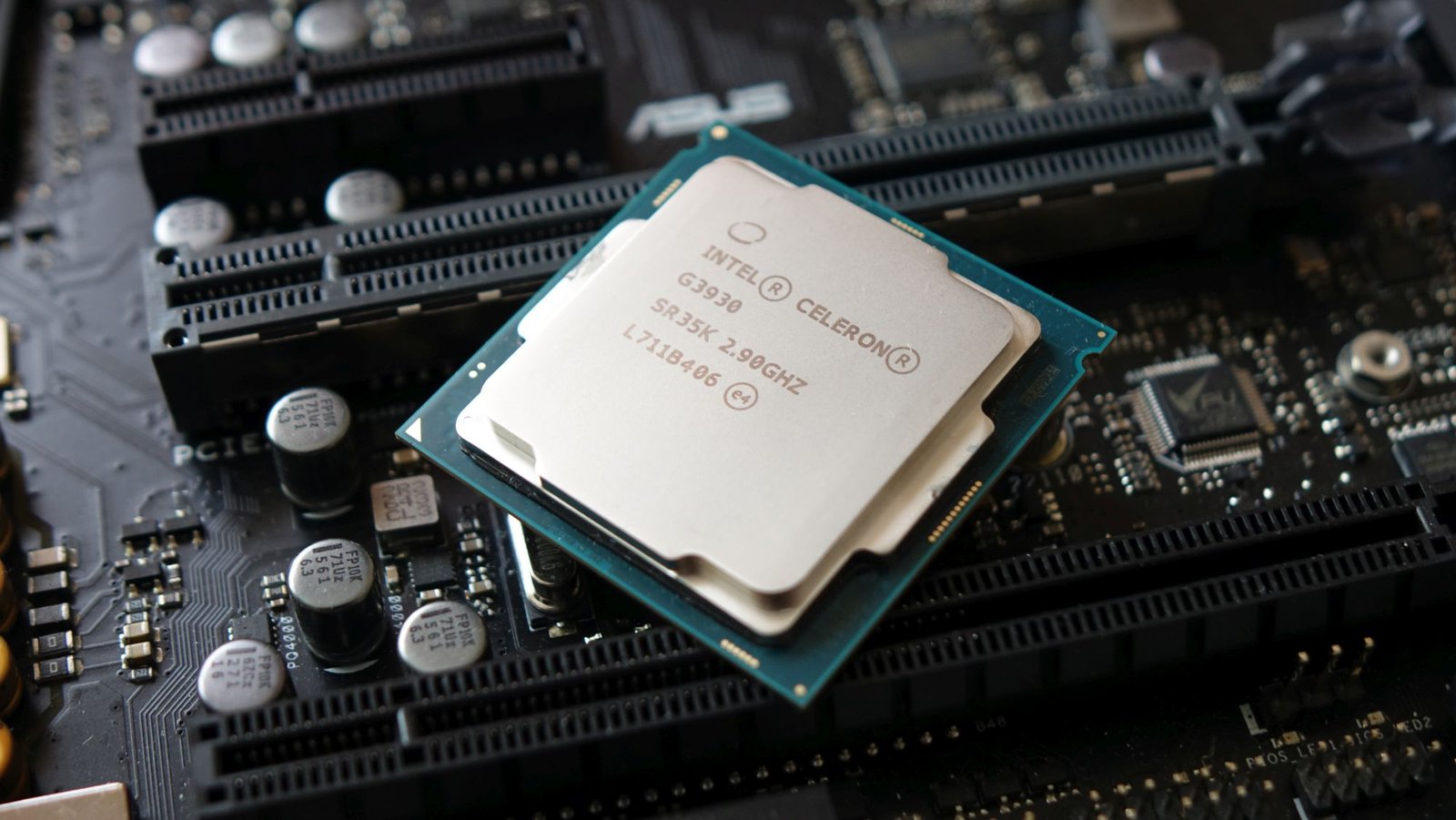 celeron 3930