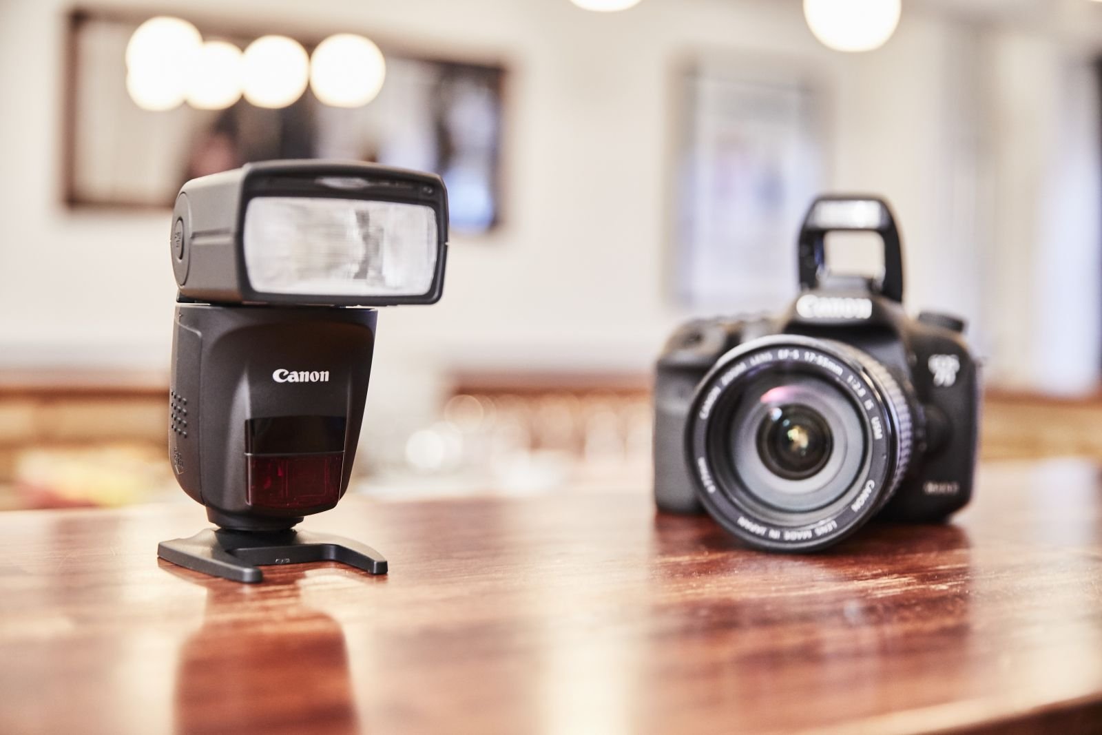 Speedlite 470EX-AI Ambient Jo Thorne 03