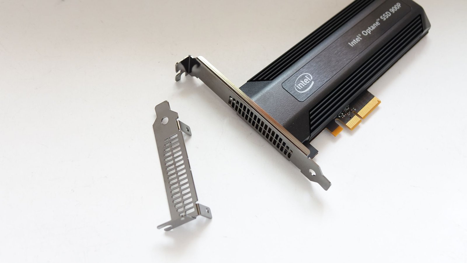 Intel Optane 900P комплект