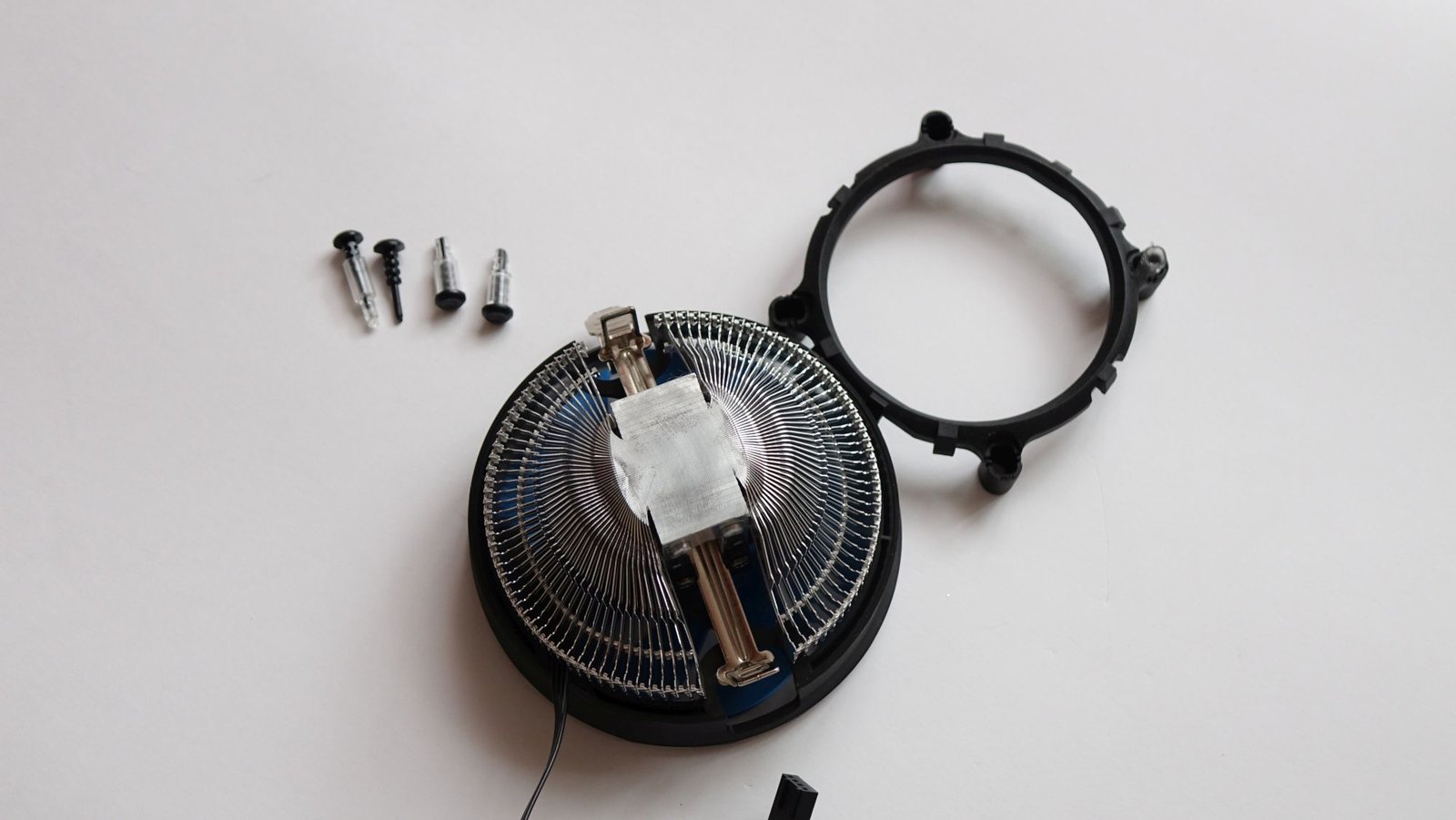 Aerocool Verkho Plus основание
