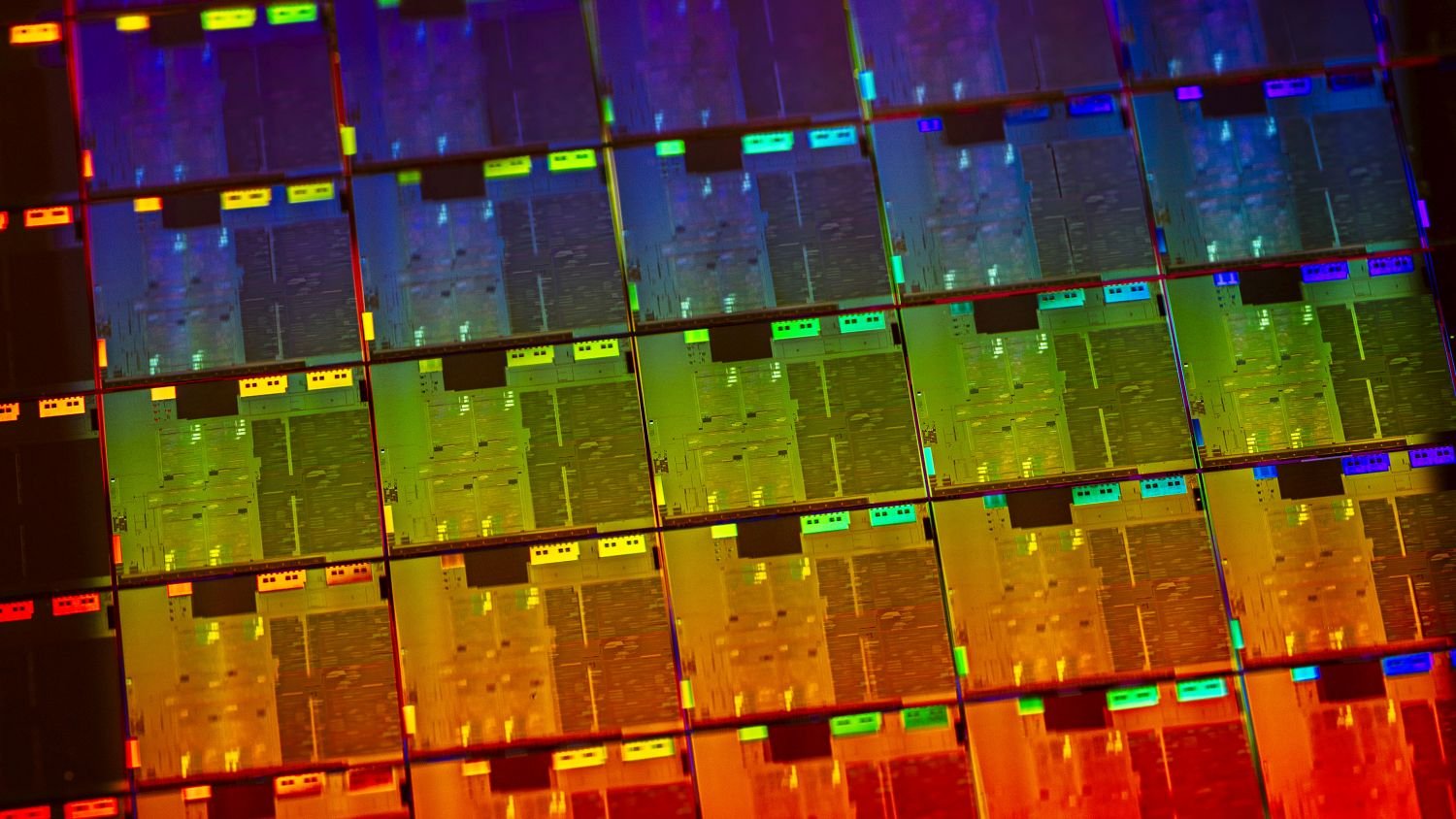 Intel-10th-Gen-Wafer-2