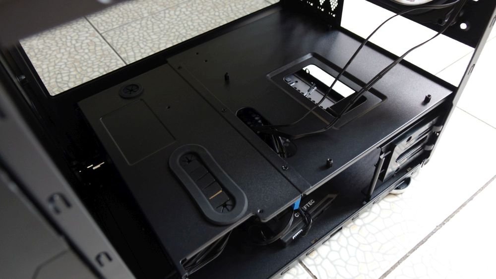 Chieftronic M1