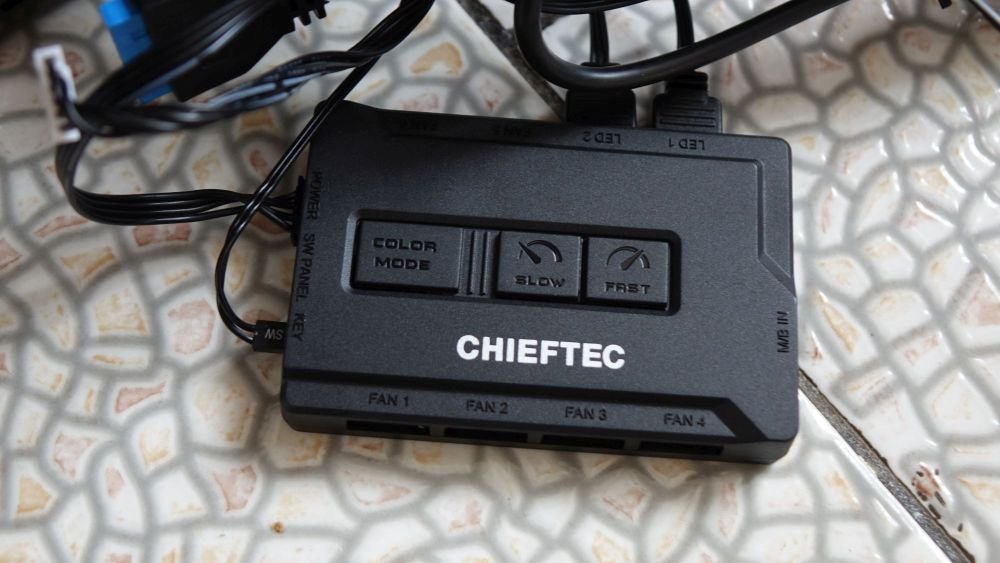 Chieftronic M1