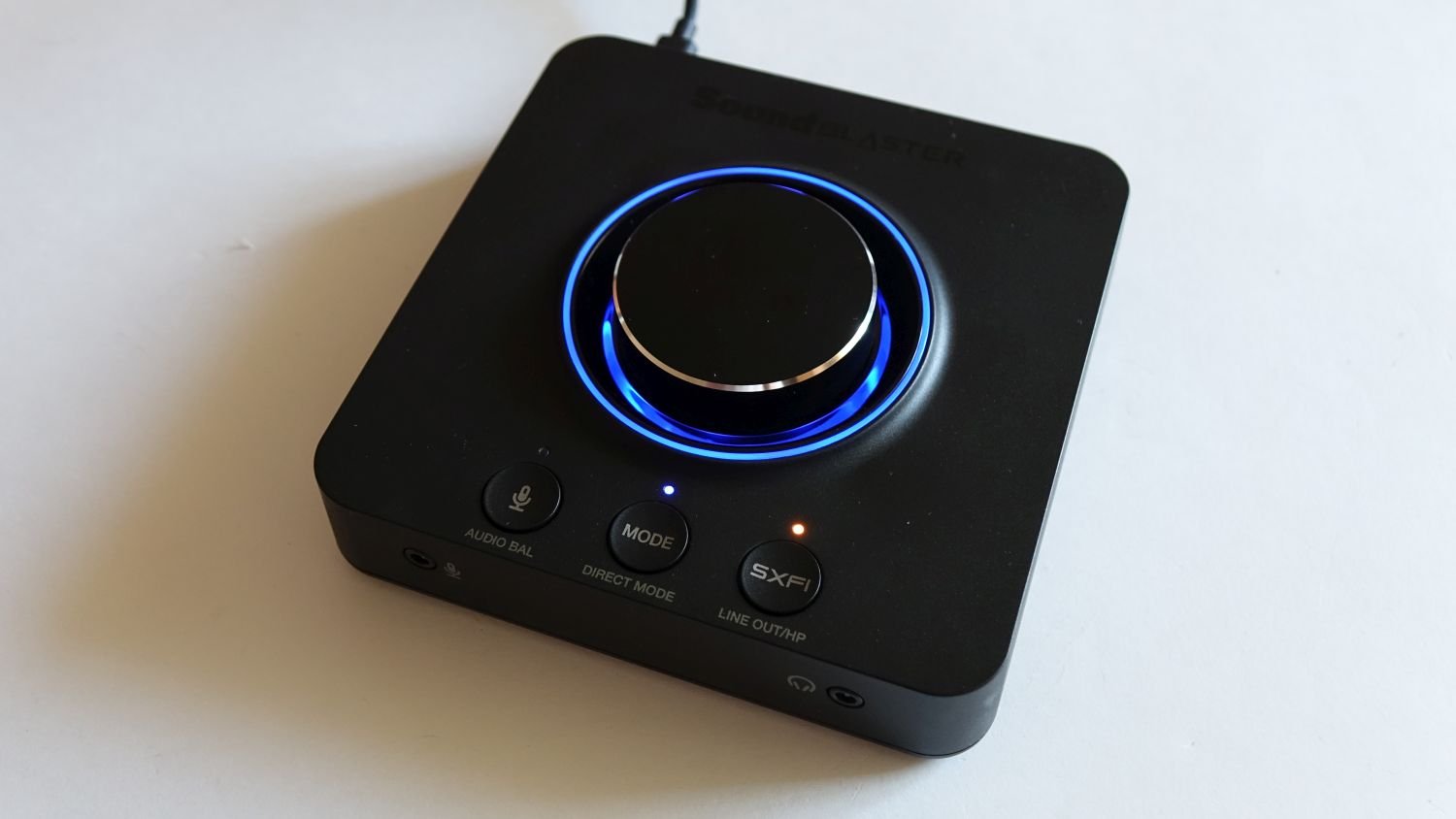 Creative Sound Blaster X3 подсветка