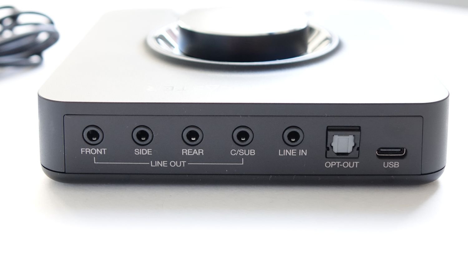 Creative Sound Blaster X3 разъемы