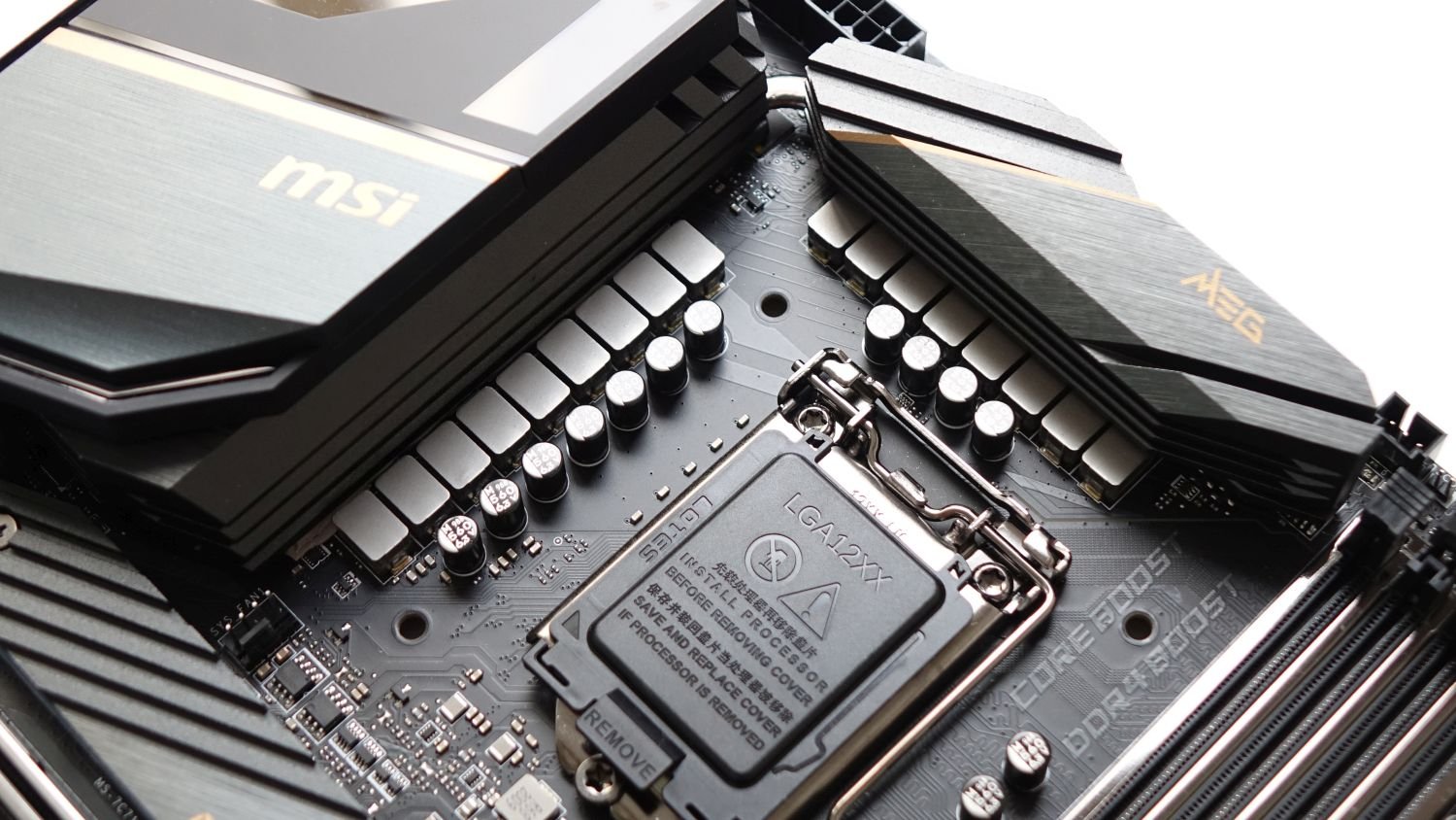 MSI Z490 ACE подсистема питания