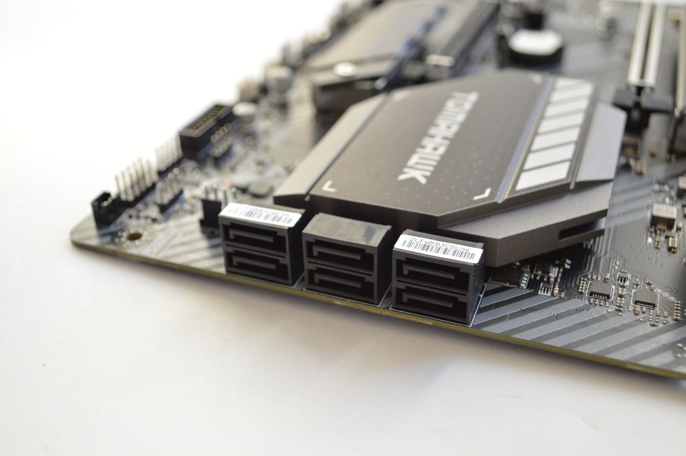MSI MAG B550 Tomahawk сата