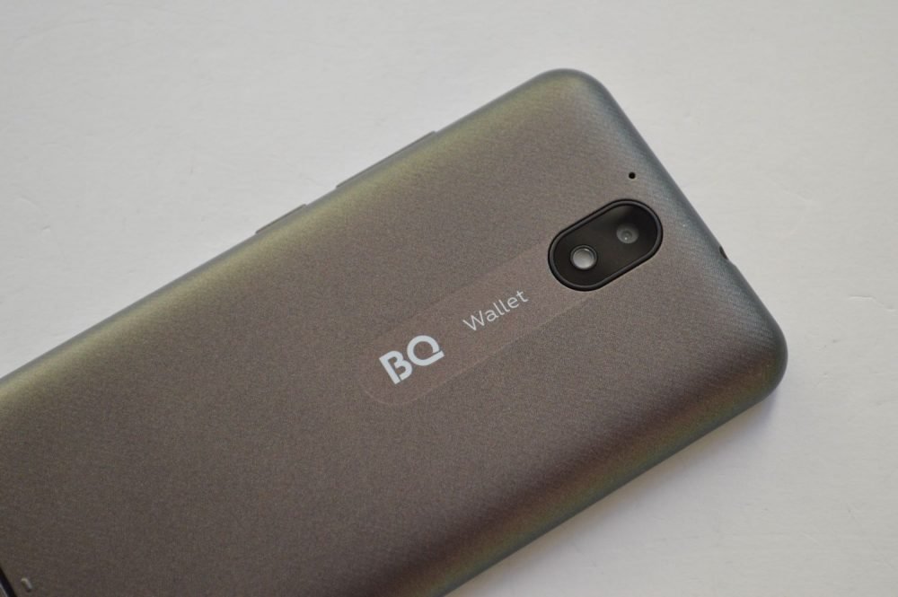 BQ 5045L Wallet камера