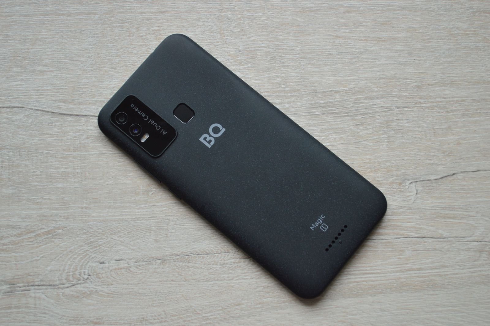 BQ 6630L Magic L сзади