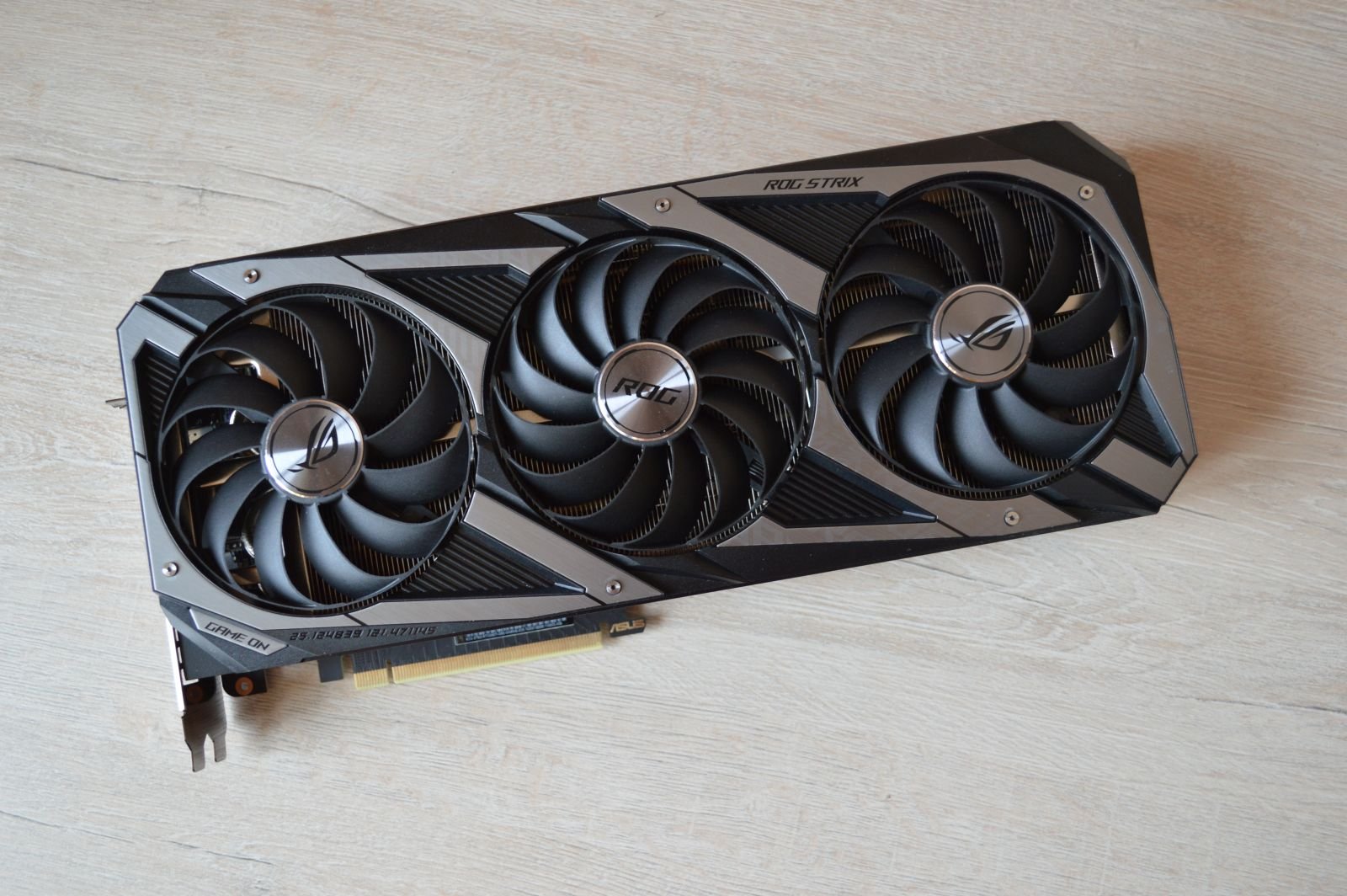 система охлаждения ASUS ROG Strix GeForce RTX 3060 Ti