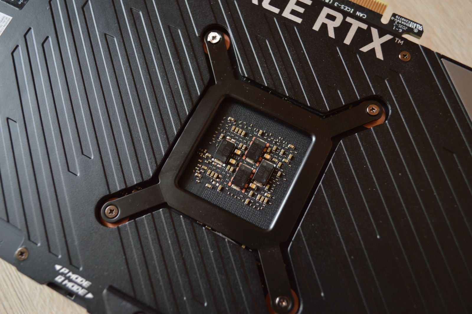 чип ASUS ROG Strix GeForce RTX 3060 Ti