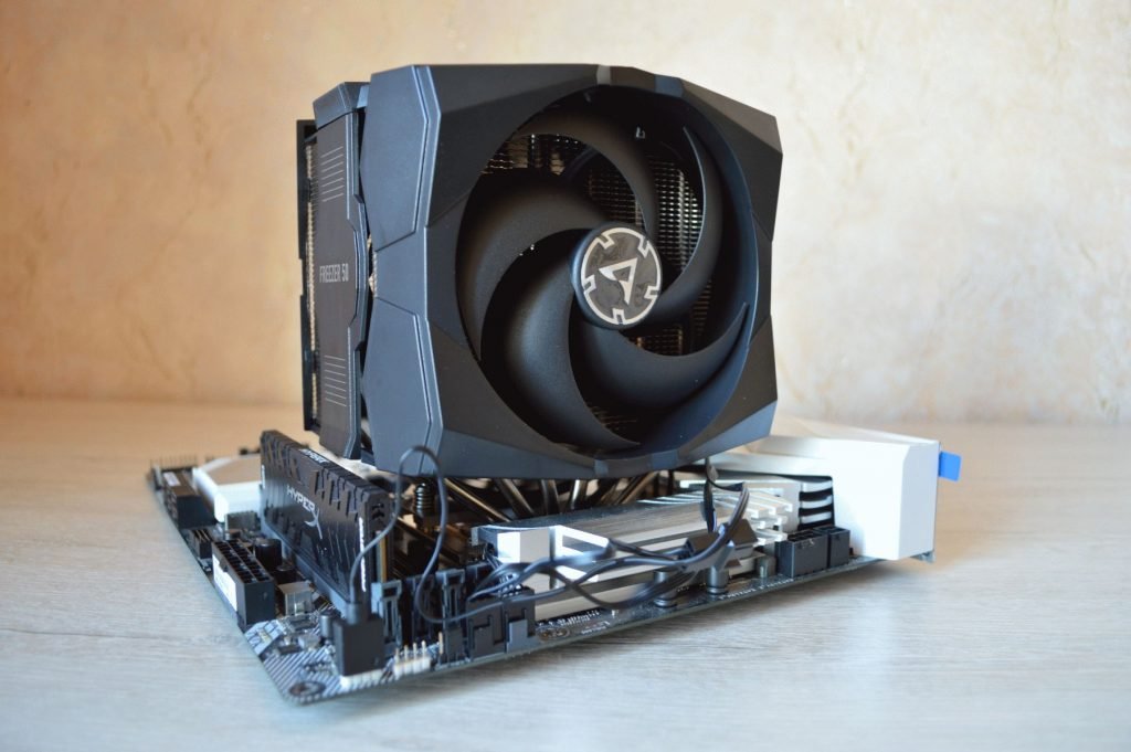 Arctic Freezer 50 установлен