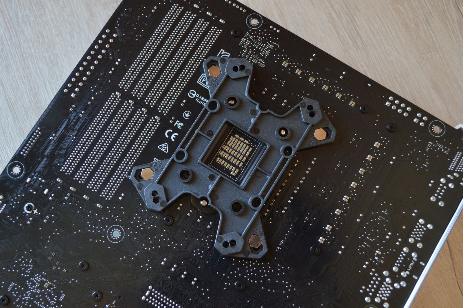 Deepcool Assassin III обратная силовая пластина