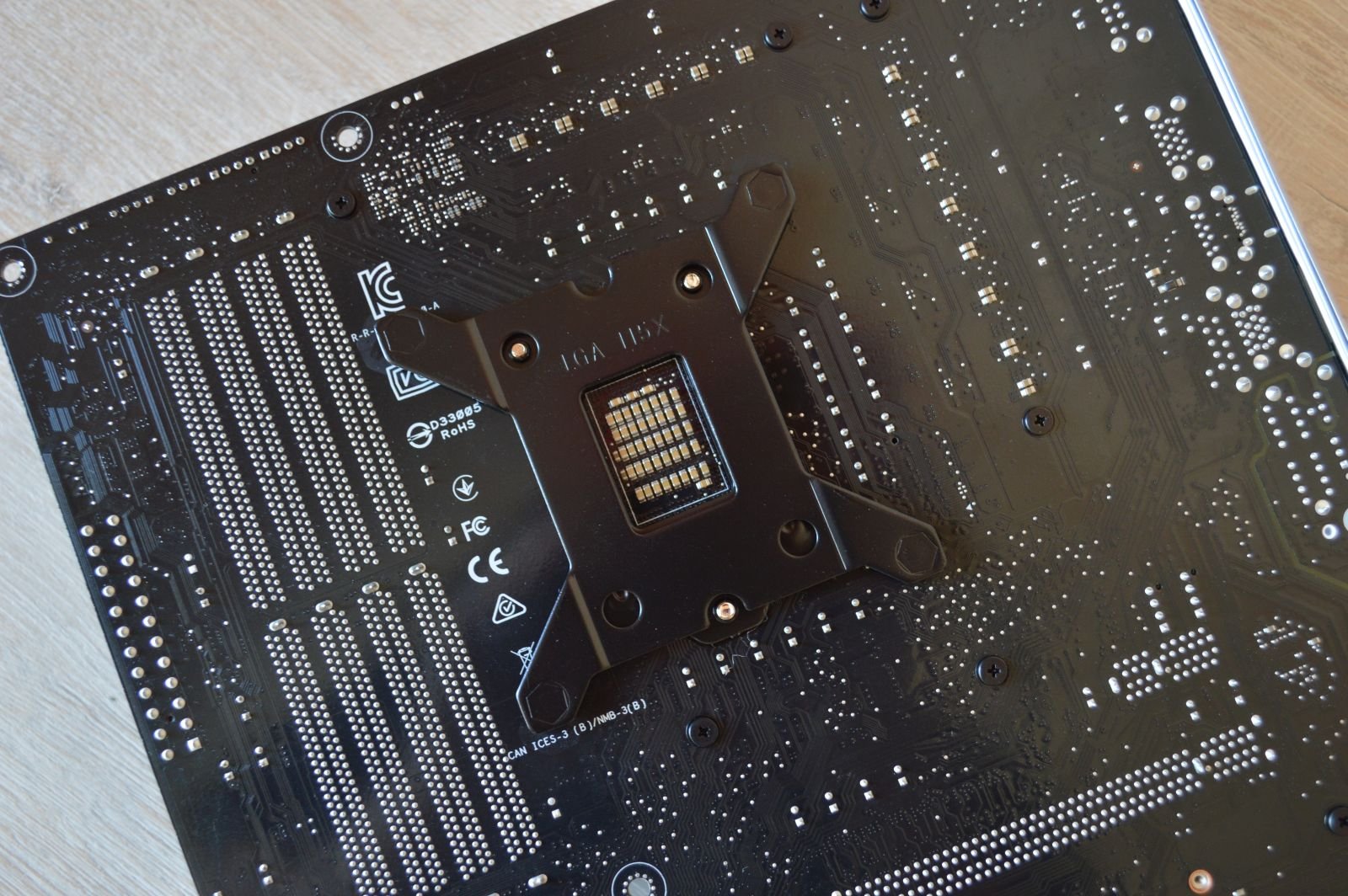 силовая пластина ID-Cooling SE-224-XT Black