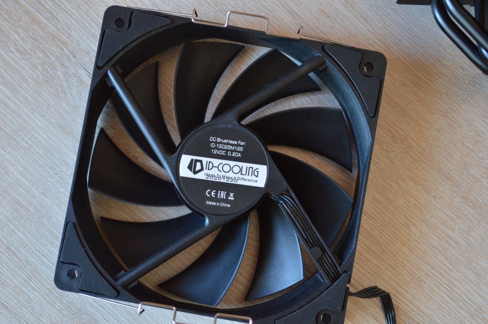 вентилятор ID-Cooling SE-224-XT Black