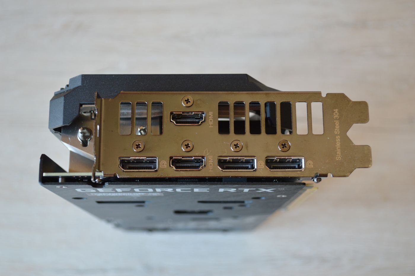 видеовыходы ASUS ROG Strix GeForce RTX 3060 OC Edition