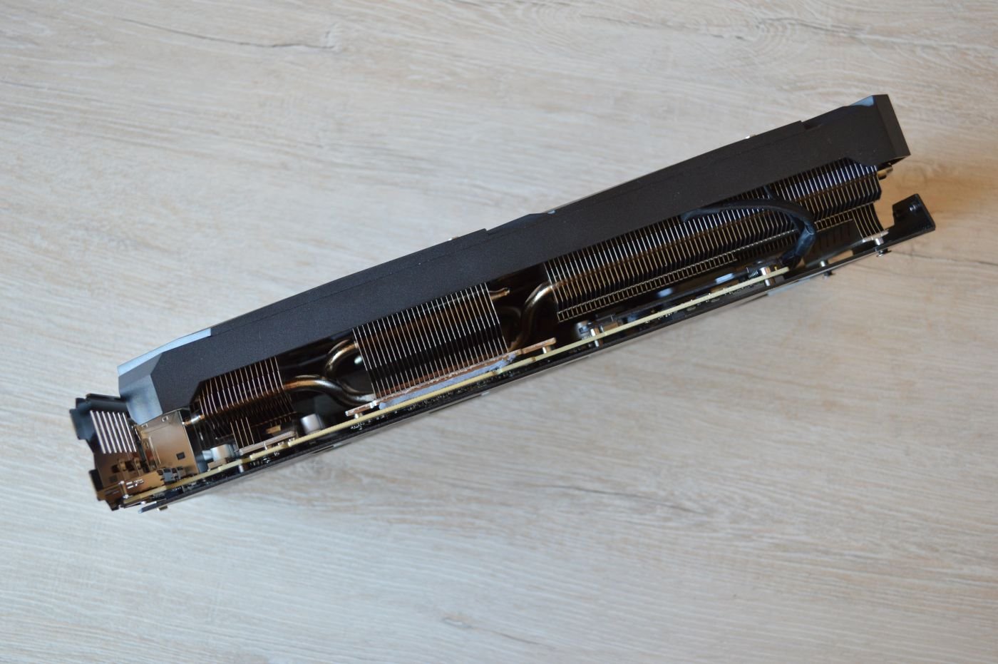 тепловые трубки ASUS ROG Strix GeForce RTX 3060 OC Edition