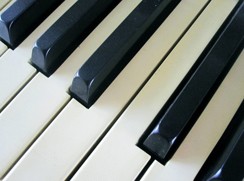 HD-wallpaper-let-the-music-play-instrument-graphy-music-entertainment-black-white-classic