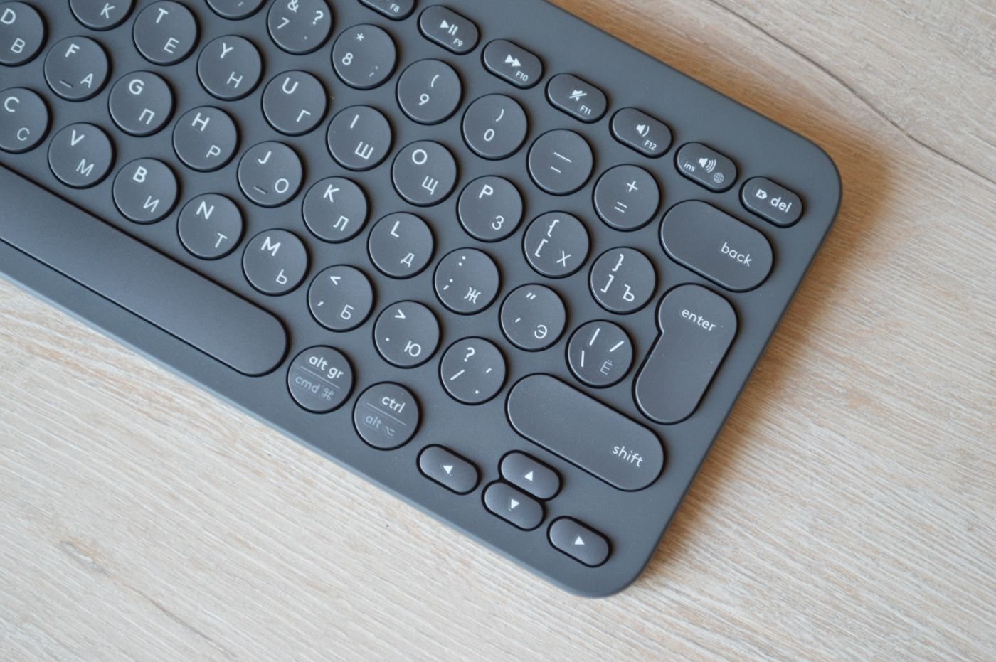 кнопки Logitech K380 Slim Multi-Device