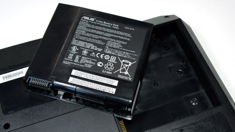 ASUS ROG G74SX A1