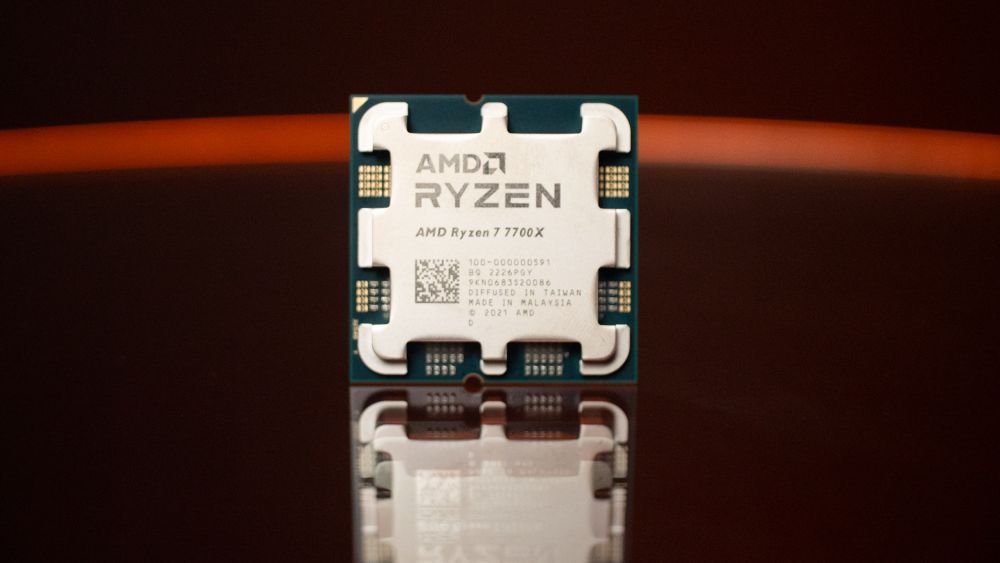 1580638-Ryzen-7000-Series_7_7700X_10-Custom