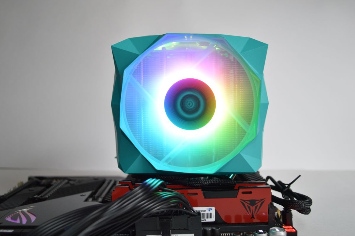 Iceberg Thermal IceSleet X7 Dual фронтальный вентилятор