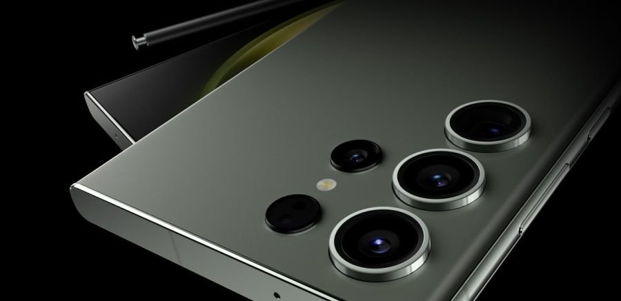 Galaxy-S23-Ultra-in-green
