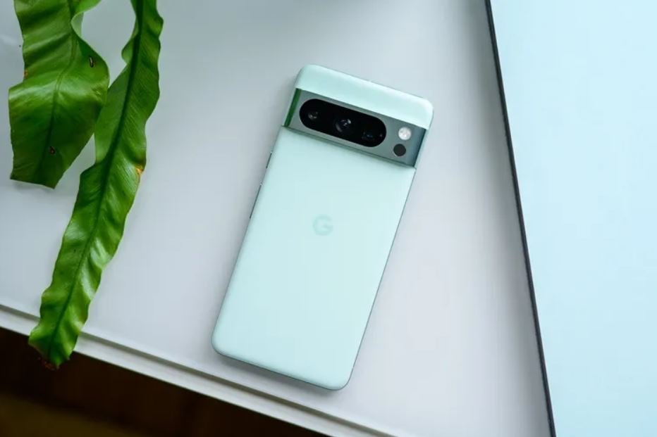 Google Pixel 8 и 8 Pro