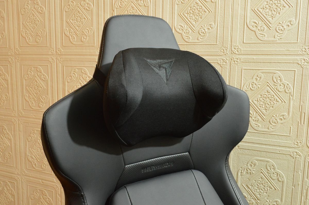 ThunderX3 Core Modern Black