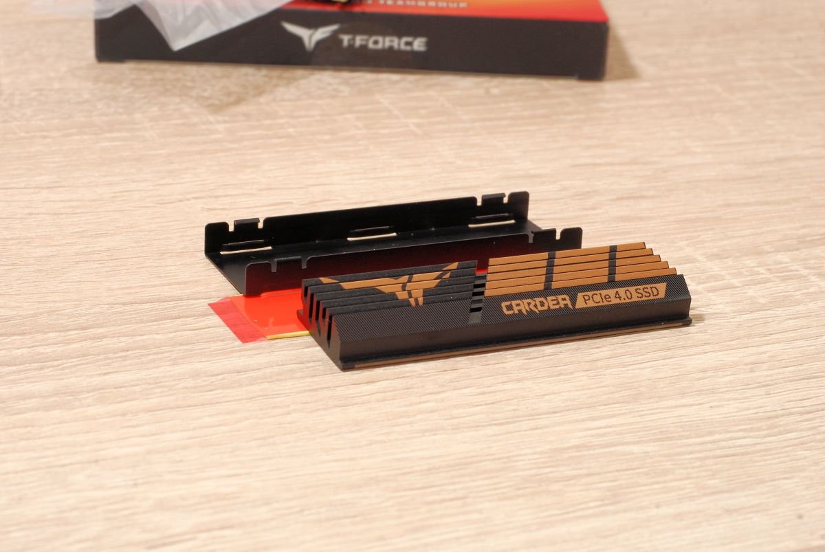 TeamGroup T-Force Cardea A440 1 Тбайт