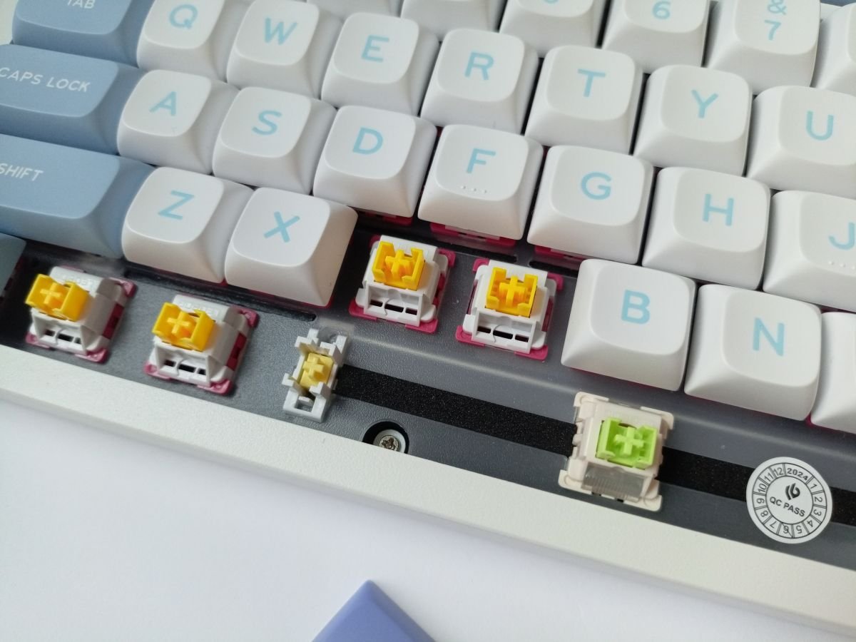 Epomaker x Leobog Hi75