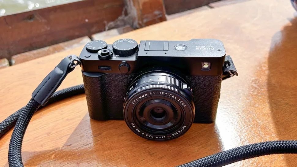 Fujifilm X-E5