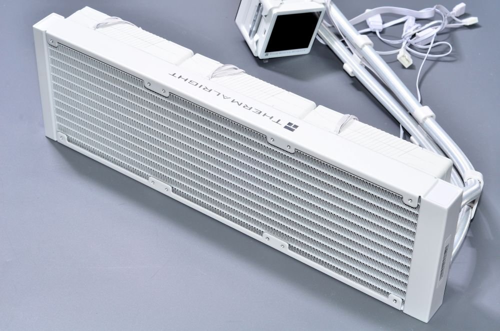 Thermalright Elite Vision 360 White ARGB