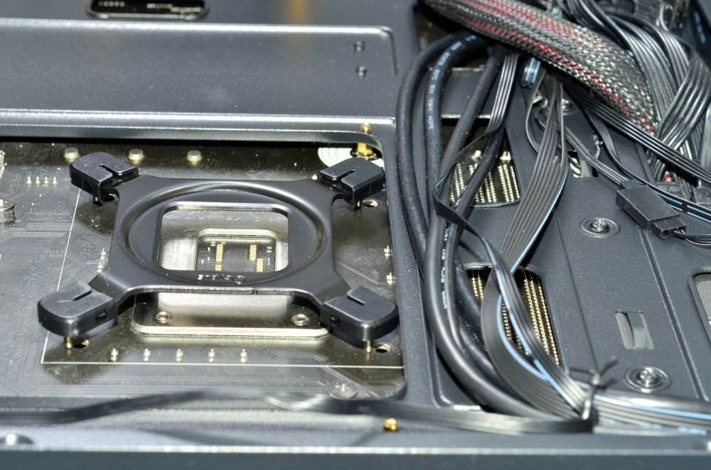 Aerocool Quantum Mesh