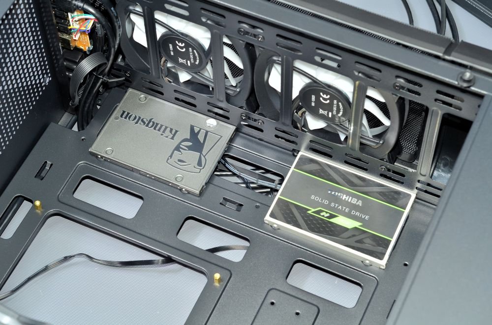 Aerocool Quantum Mesh