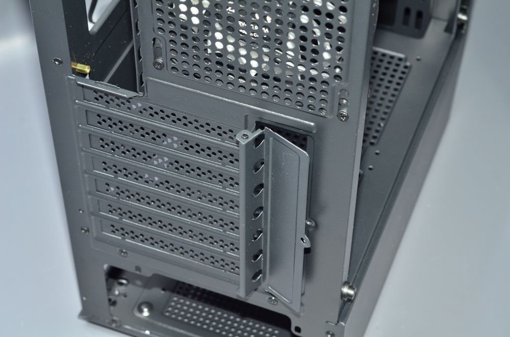 Aerocool Quantum Mesh