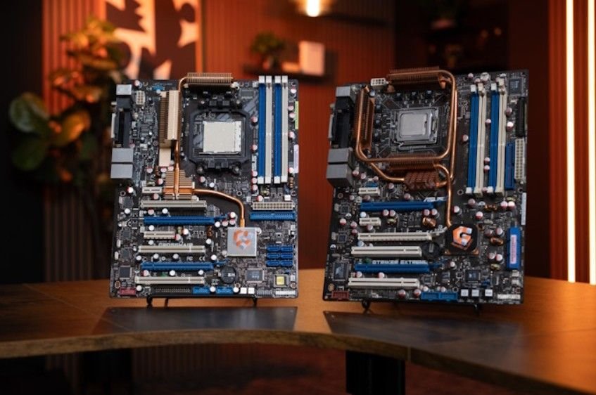 ASUS ROG Crosshair и ROG Striker Extreme