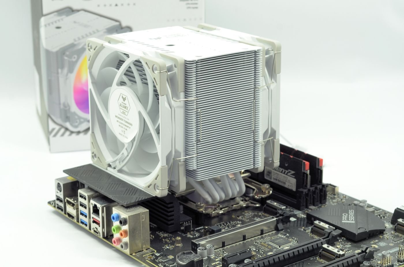 Scythe Mugen 6 White Edition TUF Gaming Alliance (SCMG-6000TUFW)