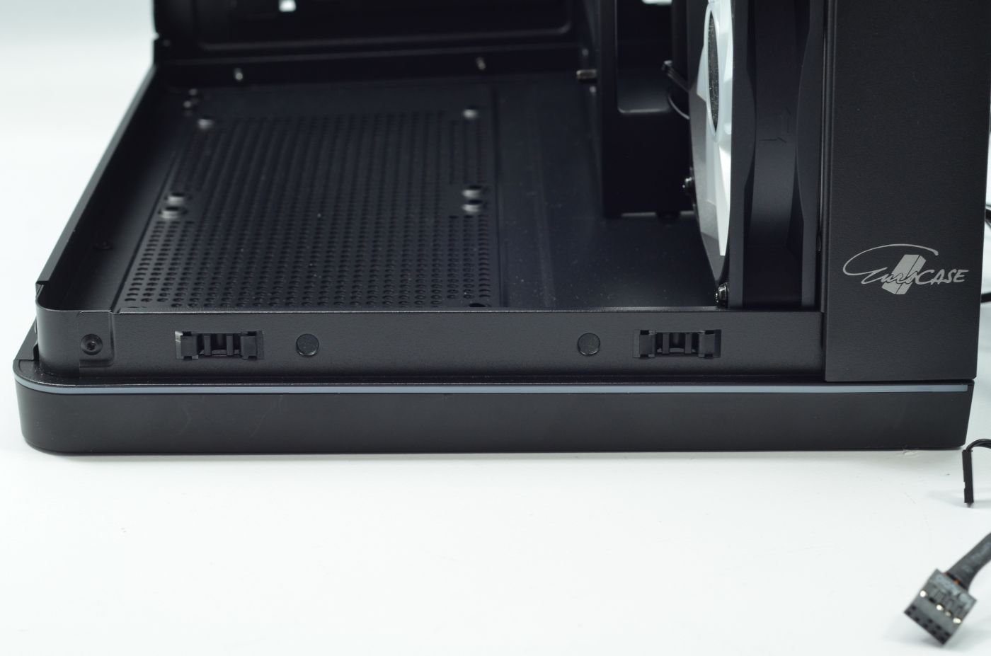 Eurocase A2751